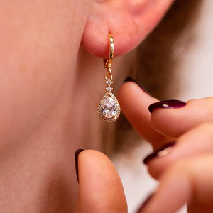 Diamond earrings collection